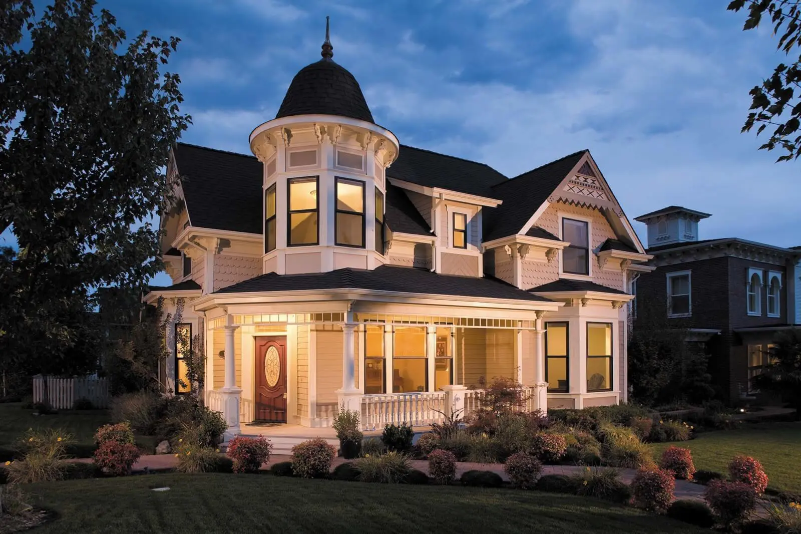 Columns for Colonial Homes